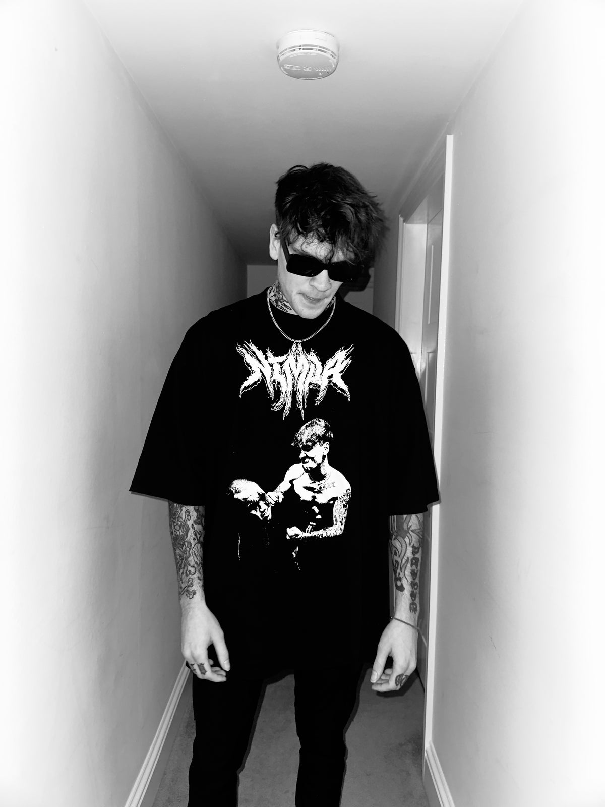 STUPID UK TEAROUT PUNCH TEE (PRE-ORDER)